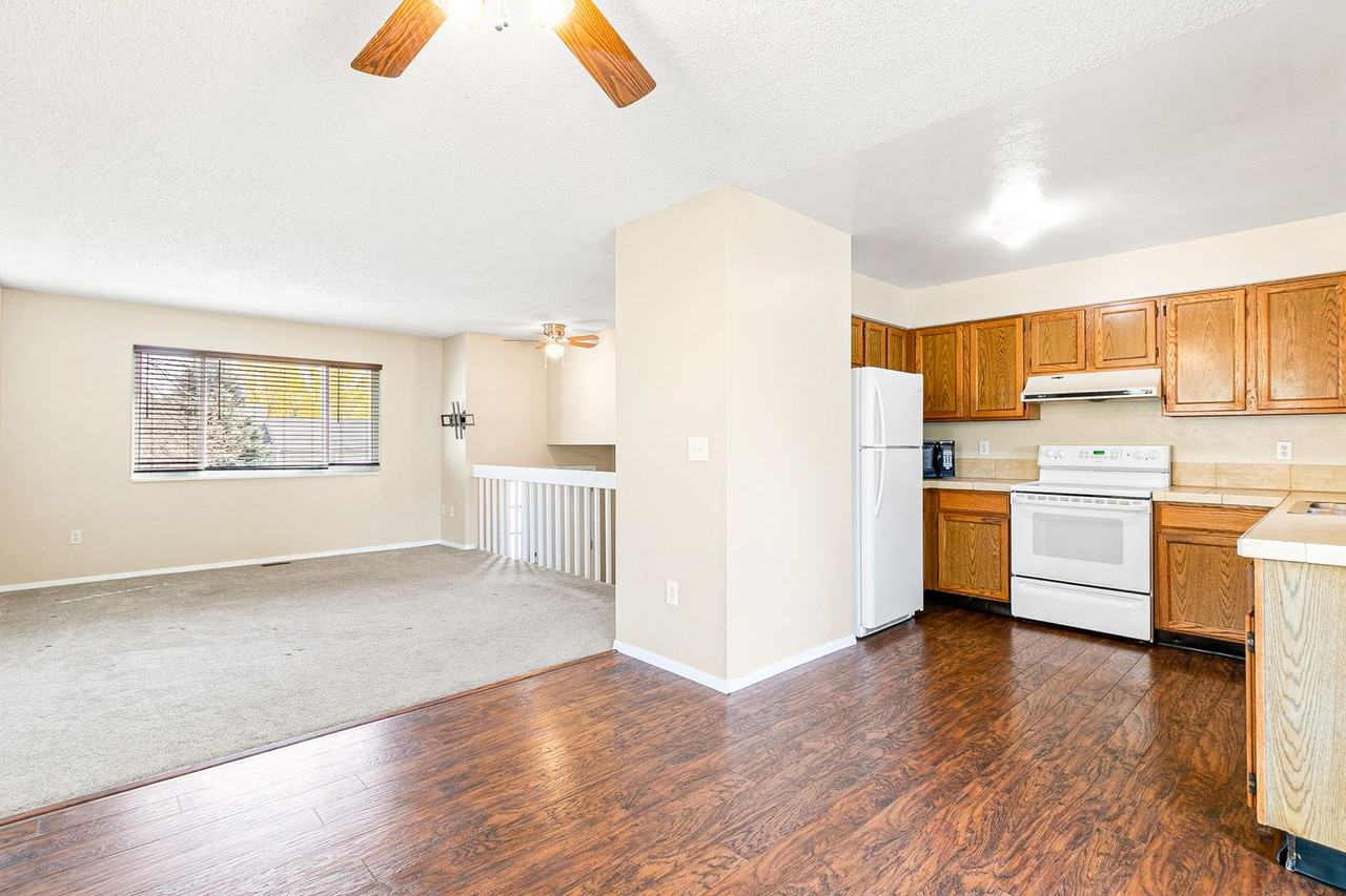 1405 S Sierra Dr - Photo 7 of 25