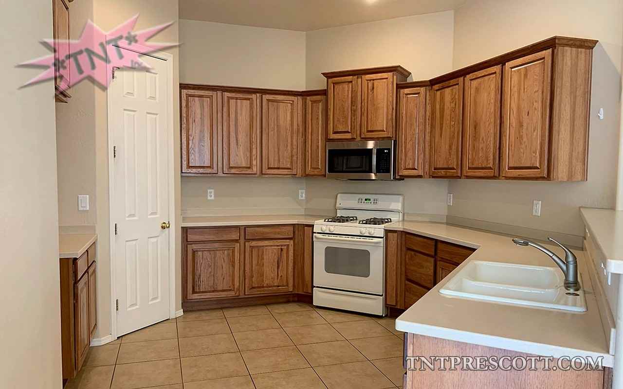 4460 N Reston Pl - Photo 6 of 25