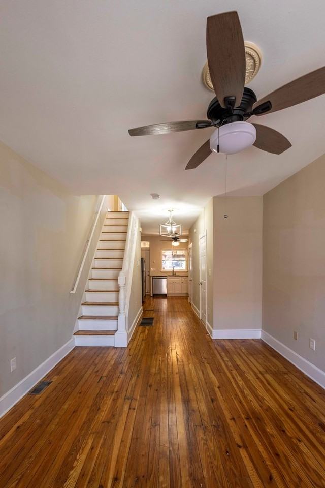 110 N Rose St - Photo 5 of 23