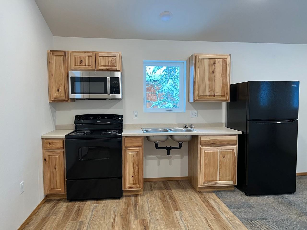 Guss Grind - Photo 2 of 4