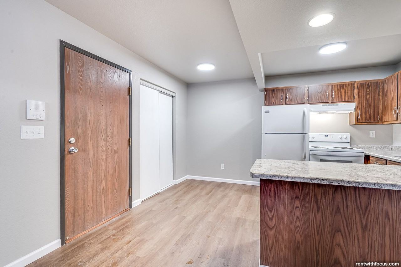 Stonecreek Apartments - Photo 2 of 17