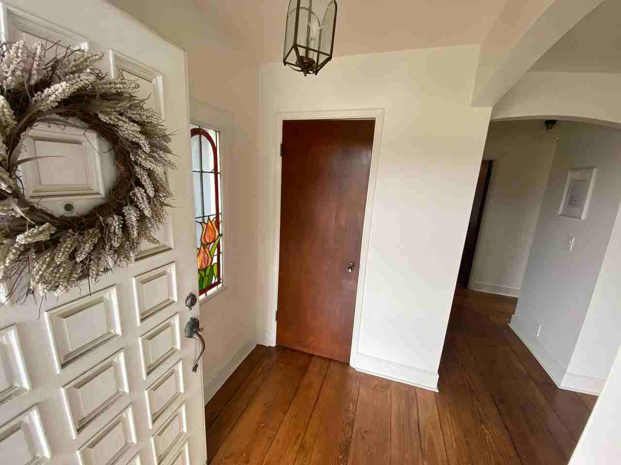 1358 Prescott Dr - Photo 3 of 39