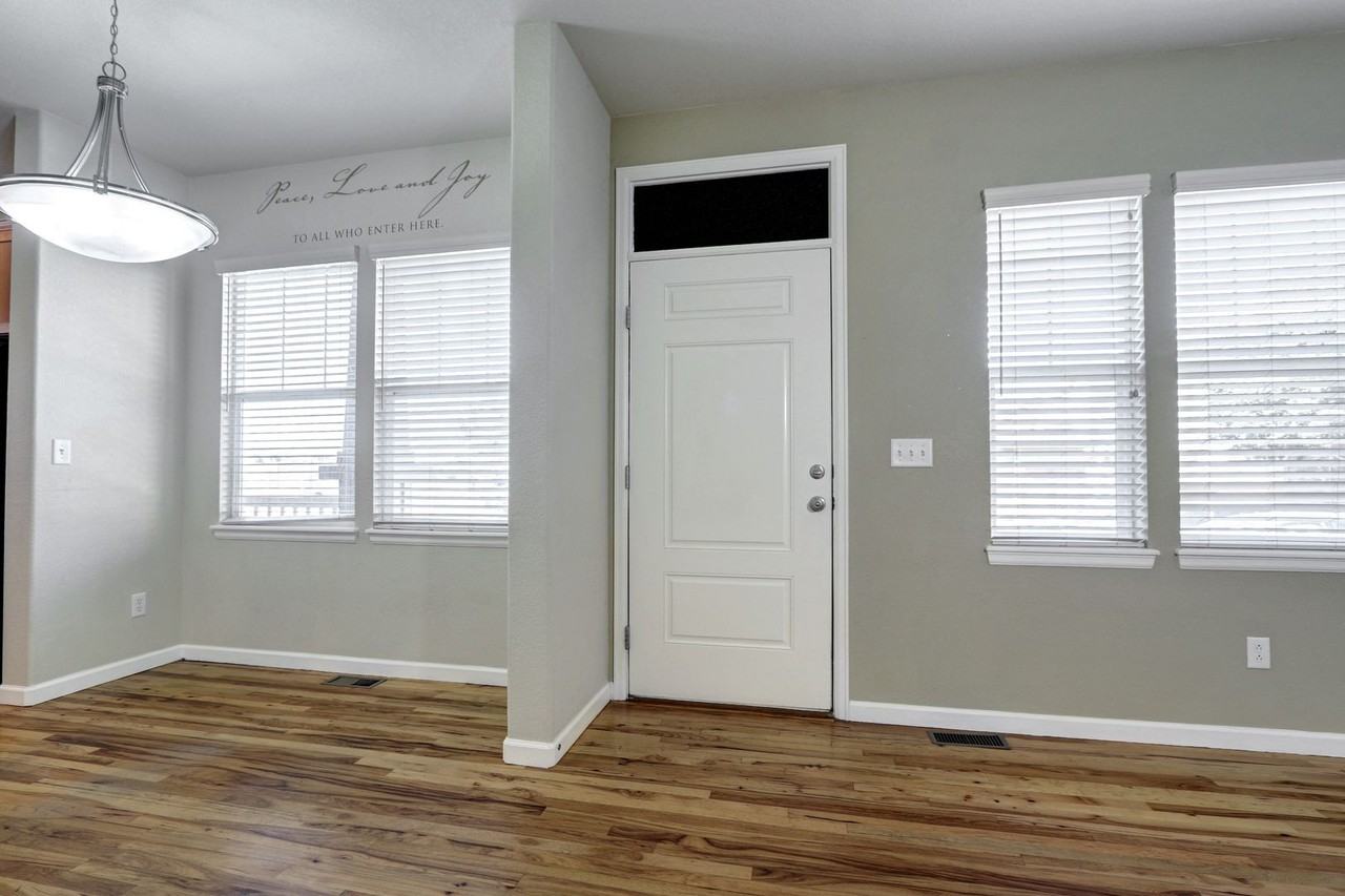 3687 Pecos Trl - Photo 6 of 27