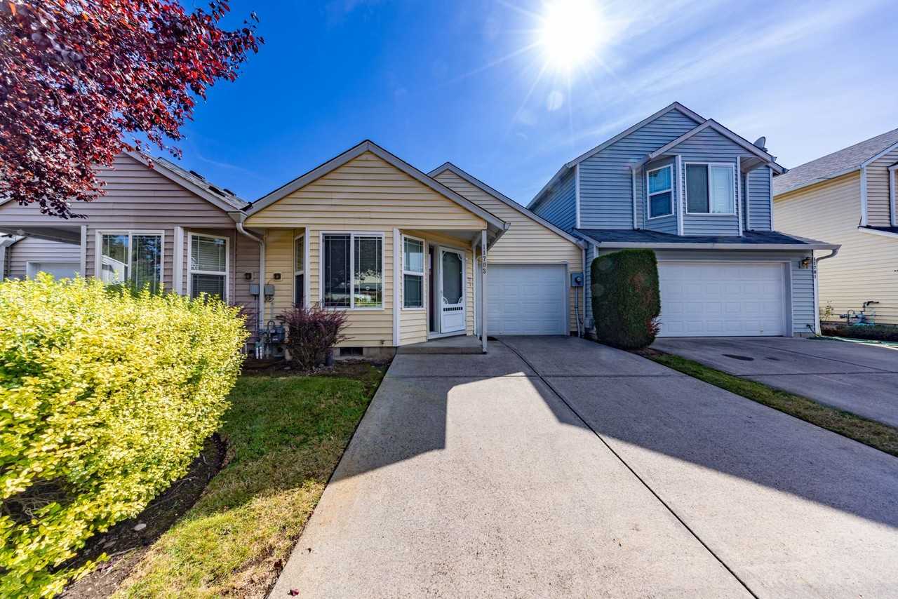 11703 Ne 32nd St - Photo 2 of 18