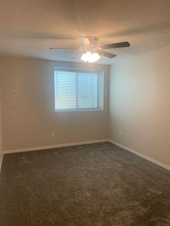 6969 Claystone Dr - Photo 7 of 25