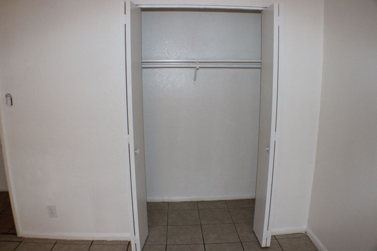 9387 N Loop Blvd - Photo 6 of 6