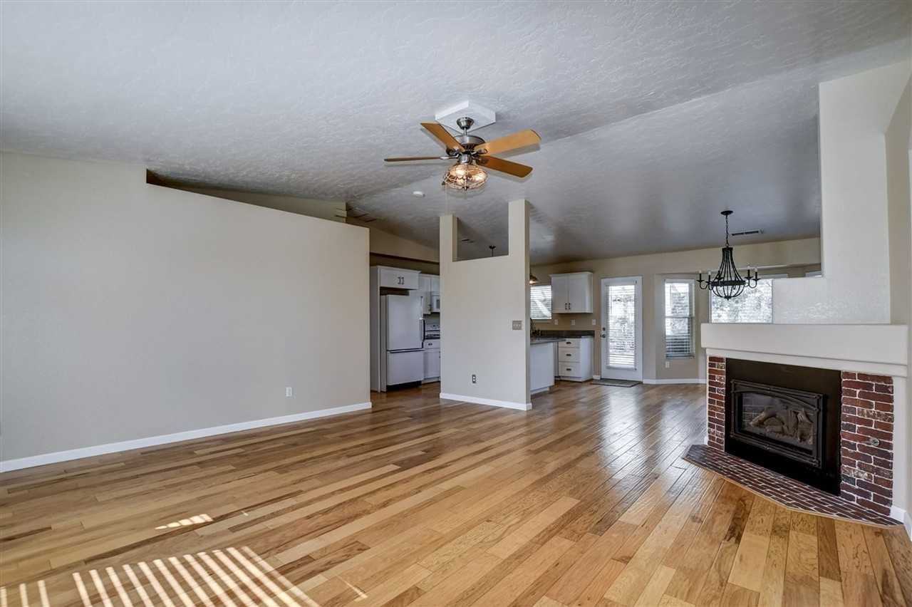 1766 Boardwalk Ave - Photo 7 of 41
