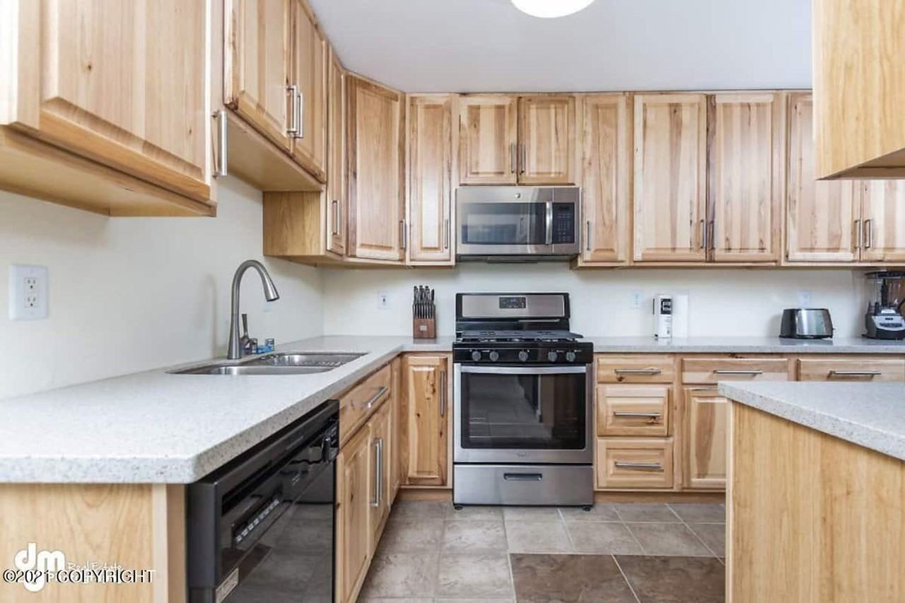1008 W 80th Ave - Photo 3 of 22