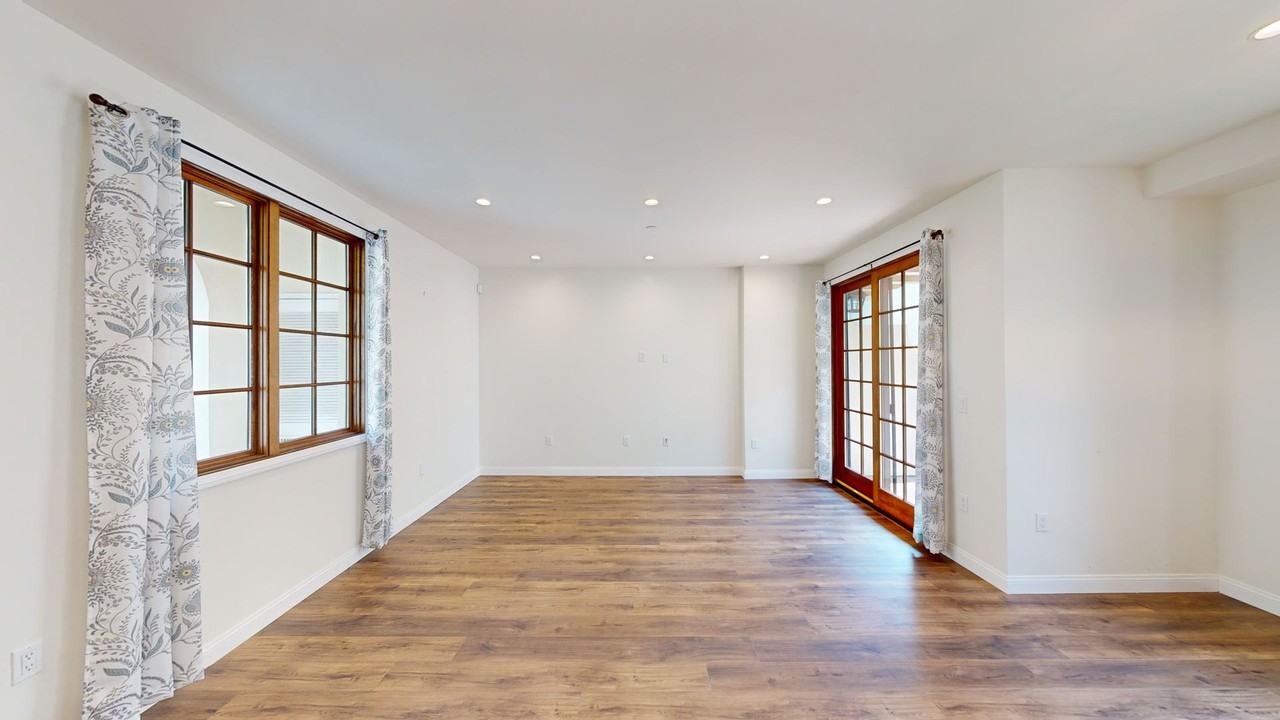 388 S Los Robles Ave #107 - Photo 5 of 19