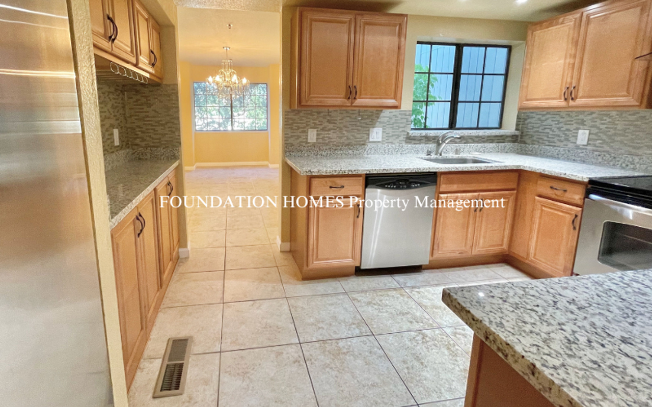 222 Redhawk Rd - Photo 3 of 14