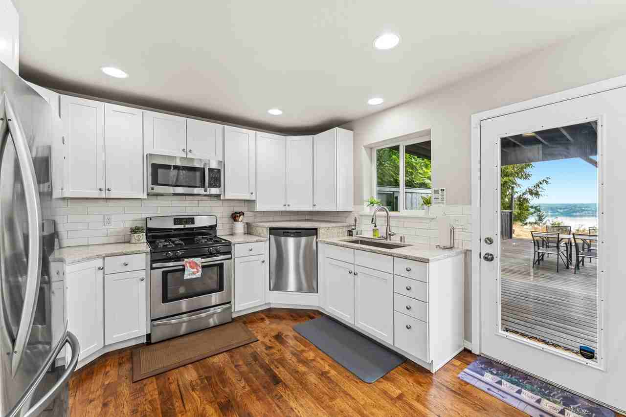 4155 Se Camano Dr - Photo 3 of 50