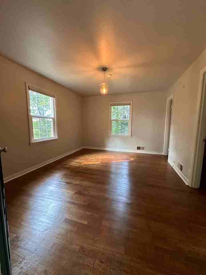 1600 Blodgett Rd - Photo 4 of 18