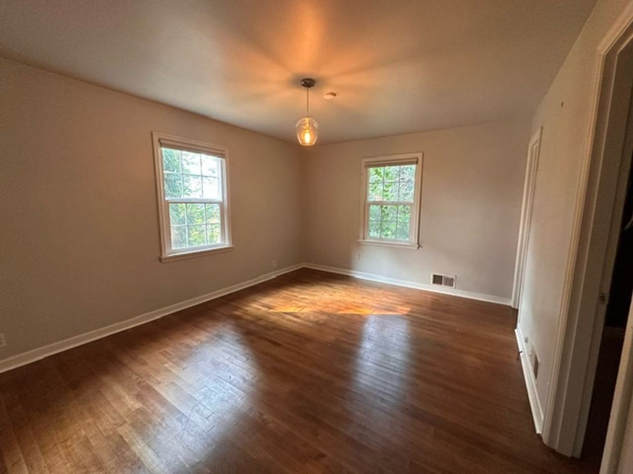 1600 Blodgett Rd - Photo 6 of 18