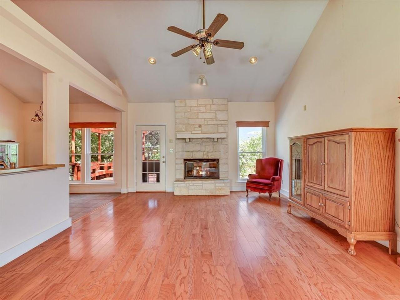 3 Springwood Cir - Photo 2 of 12