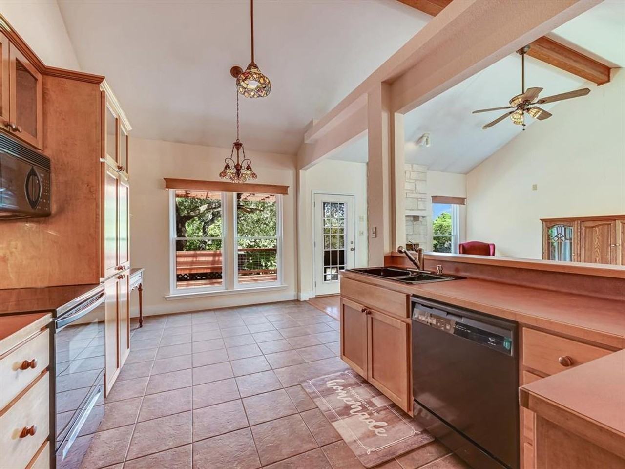 3 Springwood Cir - Photo 3 of 12