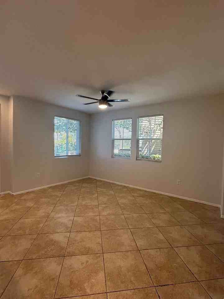 2155 Caminito Leonzio #22 - Photo 6 of 30