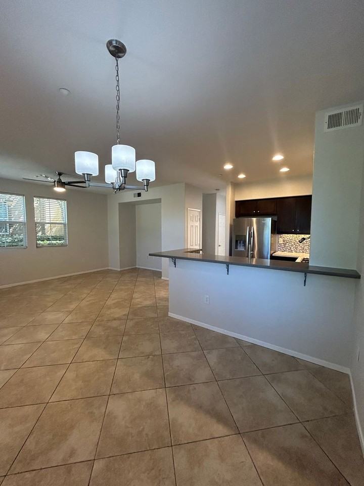 2155 Caminito Leonzio #22 - Photo 7 of 30