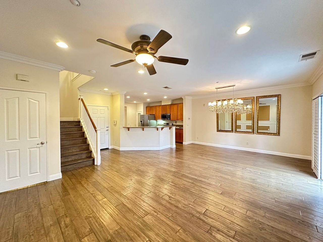 7331 Shelby Pl #U89 - Photo 3 of 15