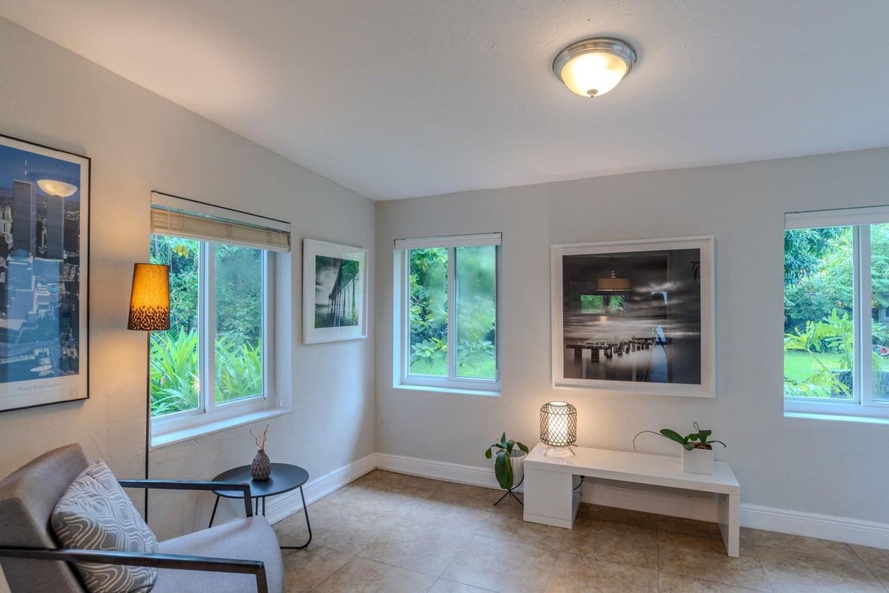 1401 Ne 17th Way - Photo 3 of 29