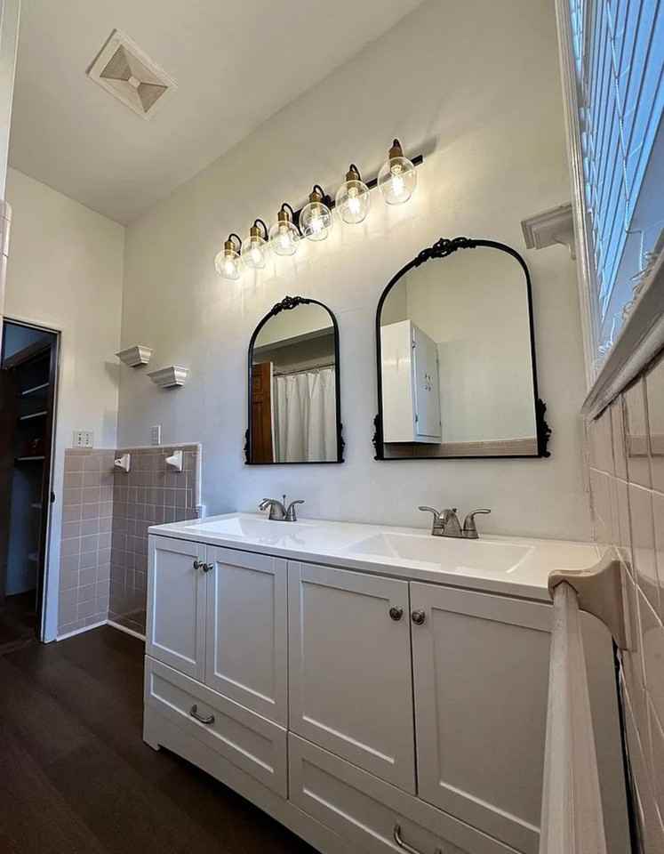 1424 Franklin St - Photo 2 of 31