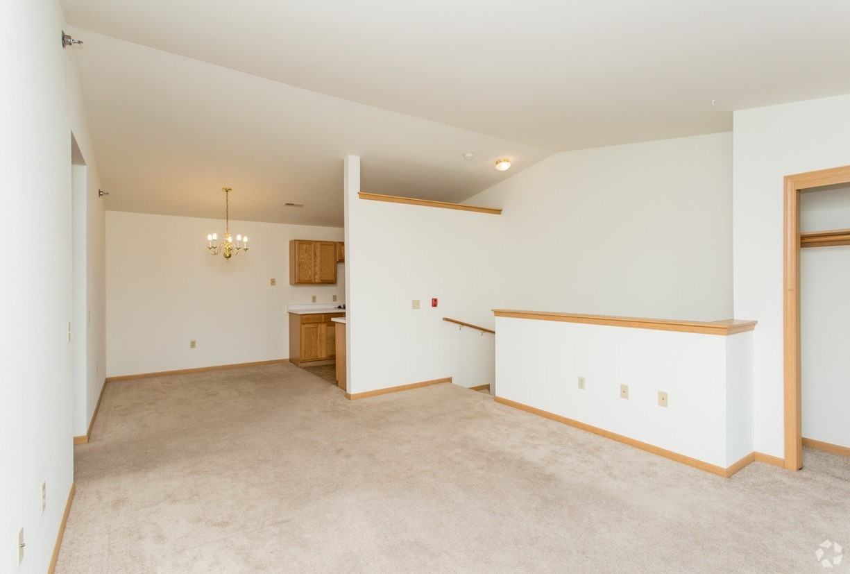 Chapel Hill Apartments - Photo 7 of 50