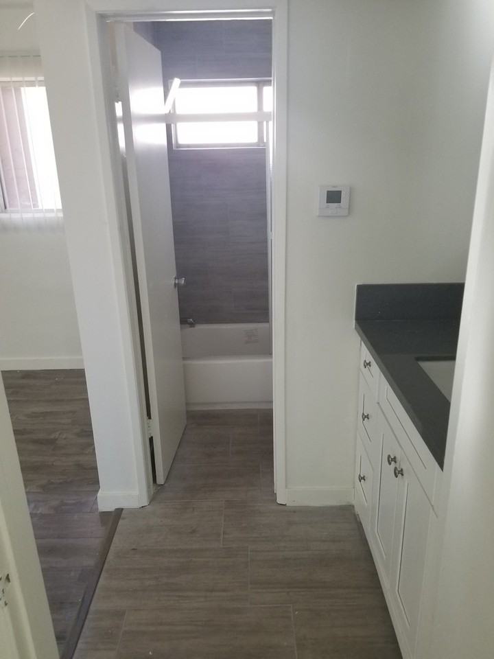 Premier Apartments LLC - Photo 3 of 14