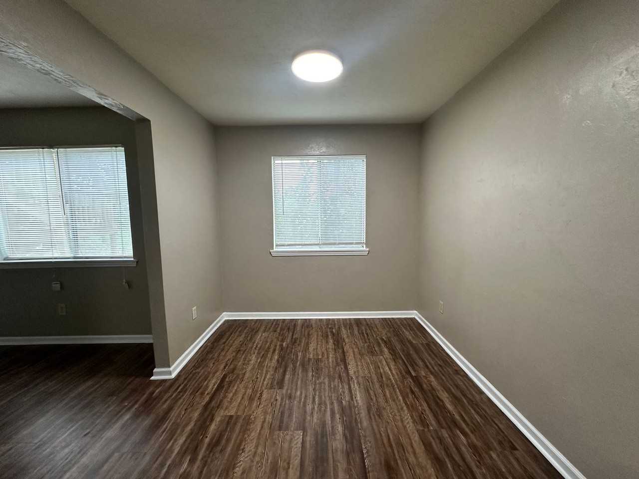 1411 Shallow Brk - Photo 5 of 8