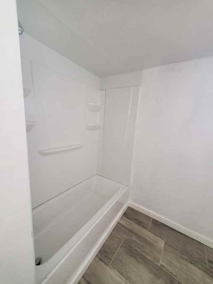 866 Riverside Dr - Photo 7 of 12
