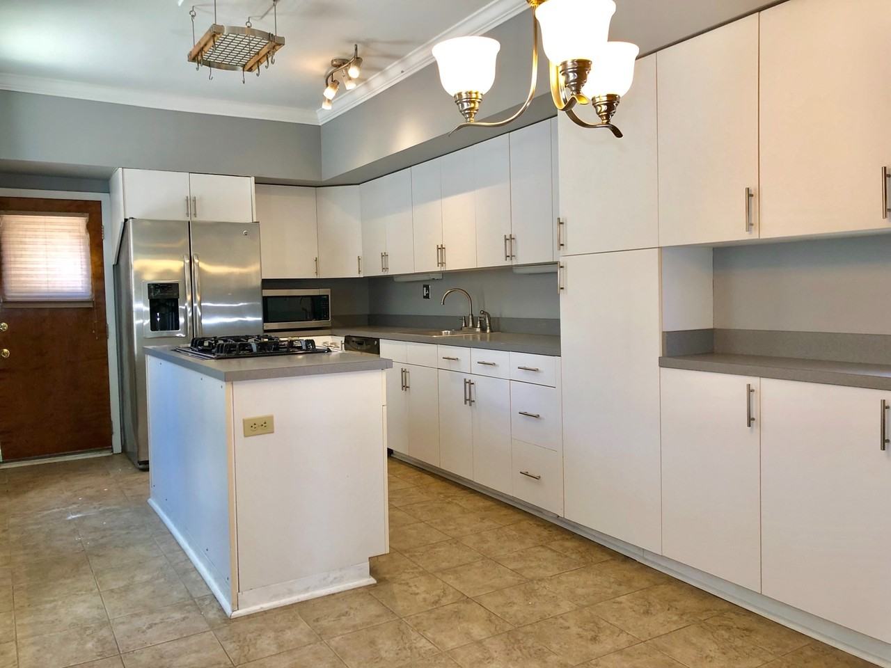 9 W Randall St - Photo 6 of 18