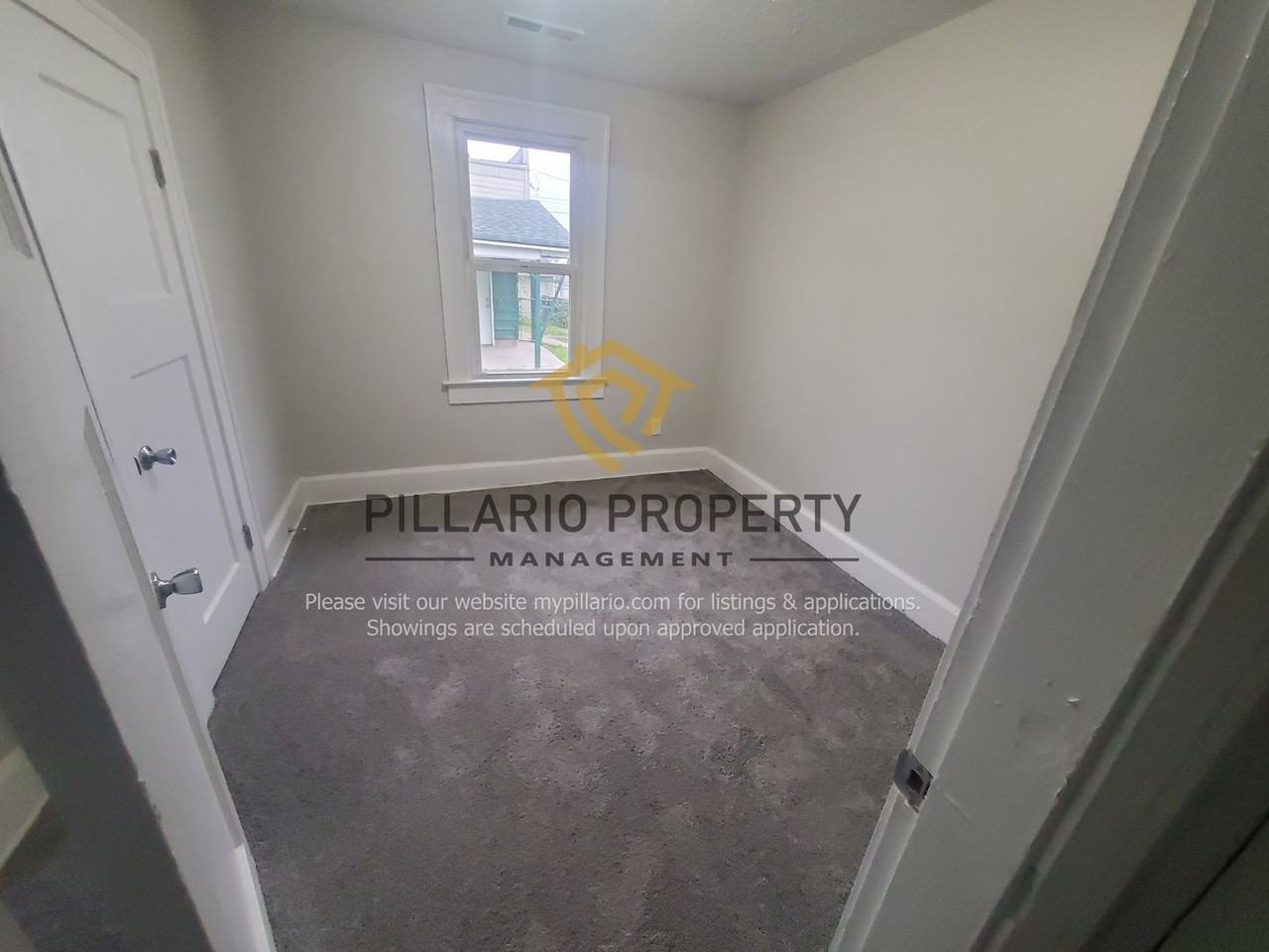 1210 S Sheffield Ave - Photo 6 of 15