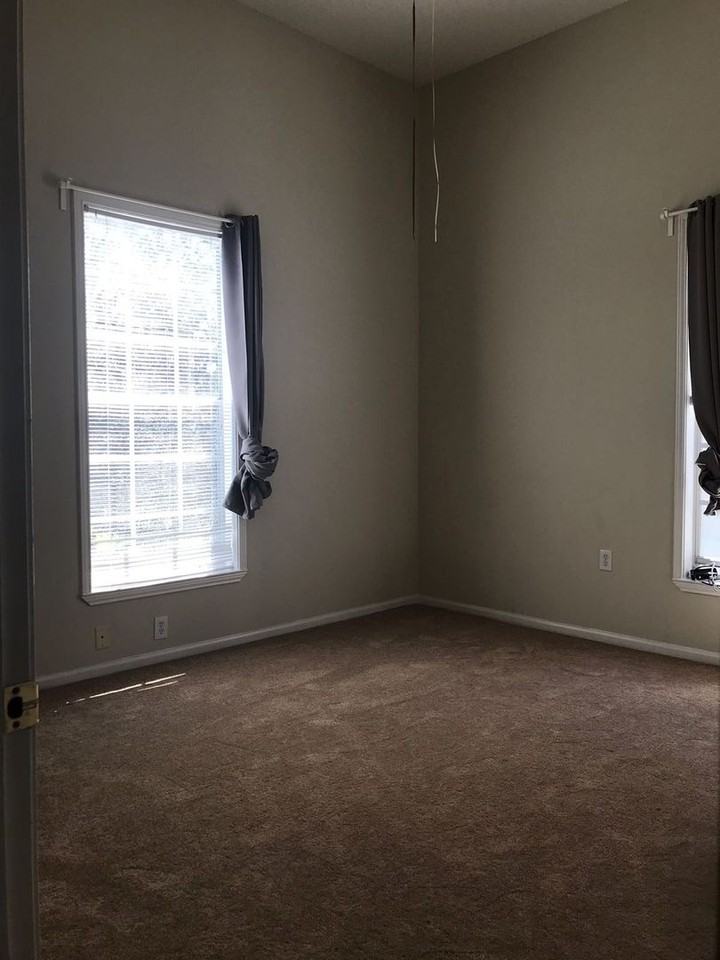 239 Longview Ave - Photo 6 of 21
