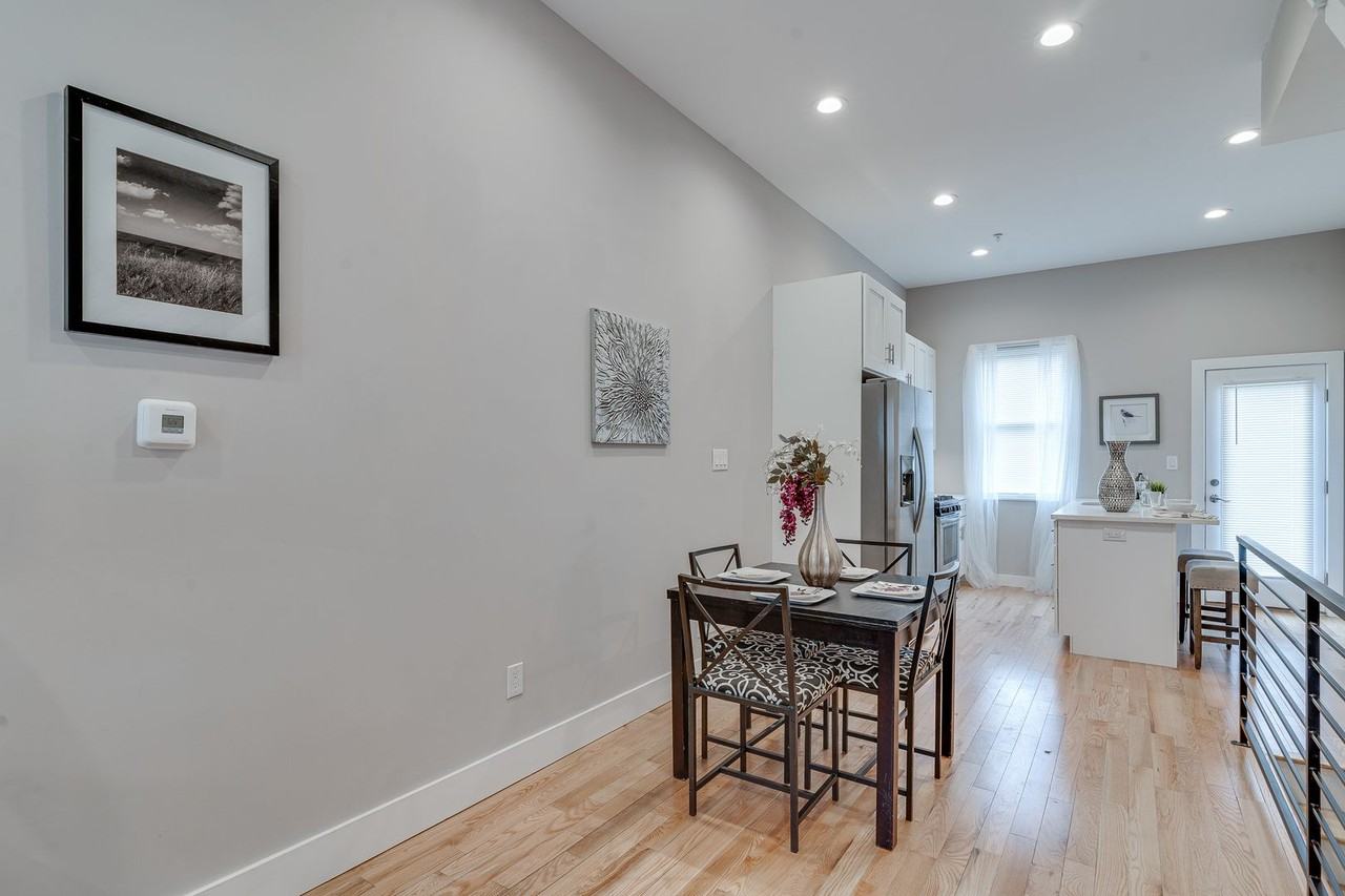 1436 N Corlies St - Photo 4 of 45