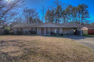 1021 Willow Dr - Photo 1 of 1