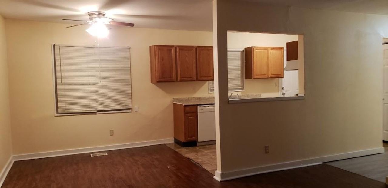 3570 Sw Clare Ave - Photo 7 of 8