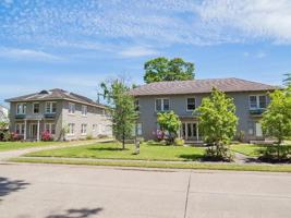 featured image of 224 Park Ave