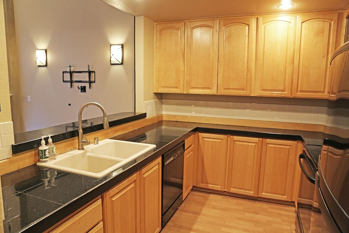 11805 Ne 105th Ct - Photo 2 of 19