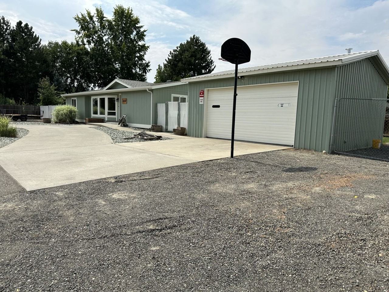 1840 Road 60 - Photo 2 of 24