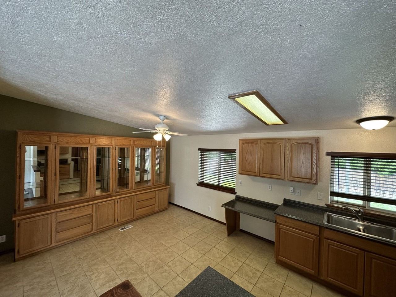 1840 Road 60 - Photo 6 of 24