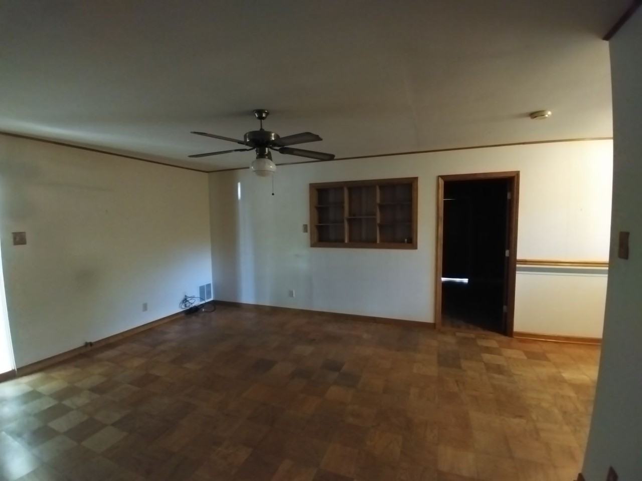 208 Milby St - Photo 2 of 12