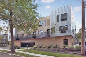 featured image of 17 Dekalb Ave