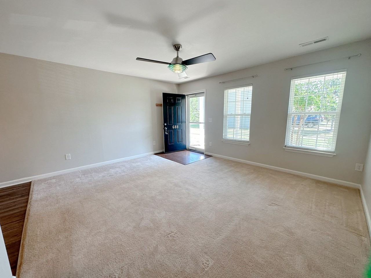 688 Cairn Cir - Photo 7 of 34