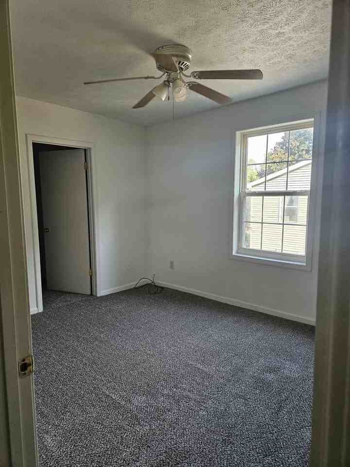 1205 N Roosevelt Ave - Photo 2 of 5