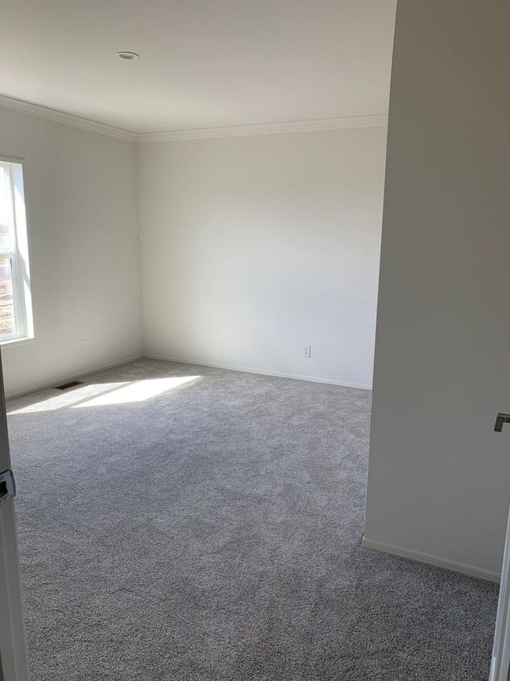 2681 East Edison Avenue - Photo 7 of 10