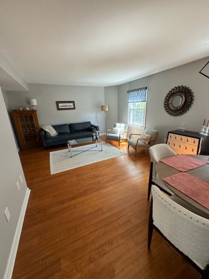 204 Huntington Ln - Photo 6 of 12