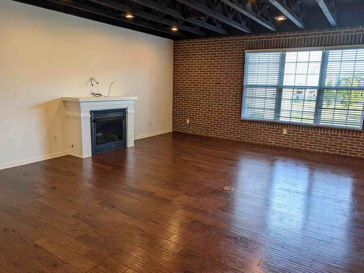 9579 Tahoe Dr - Photo 4 of 36