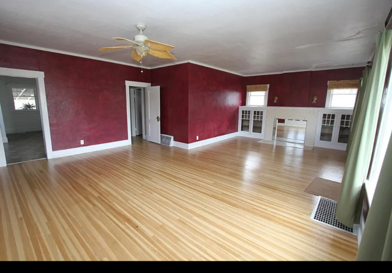 1012 9th Ave - Photo 3 of 11
