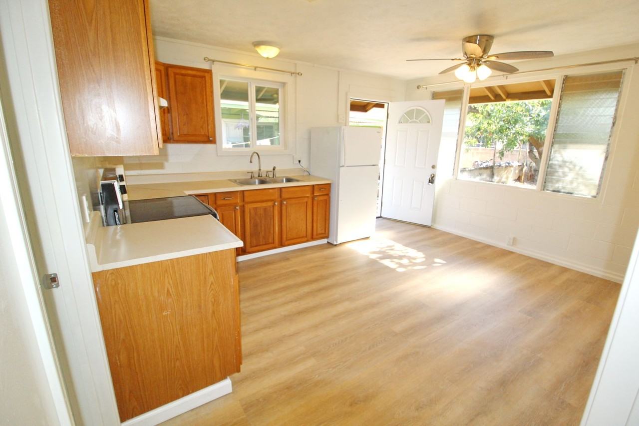 453 W Papa Ave - Photo 3 of 17