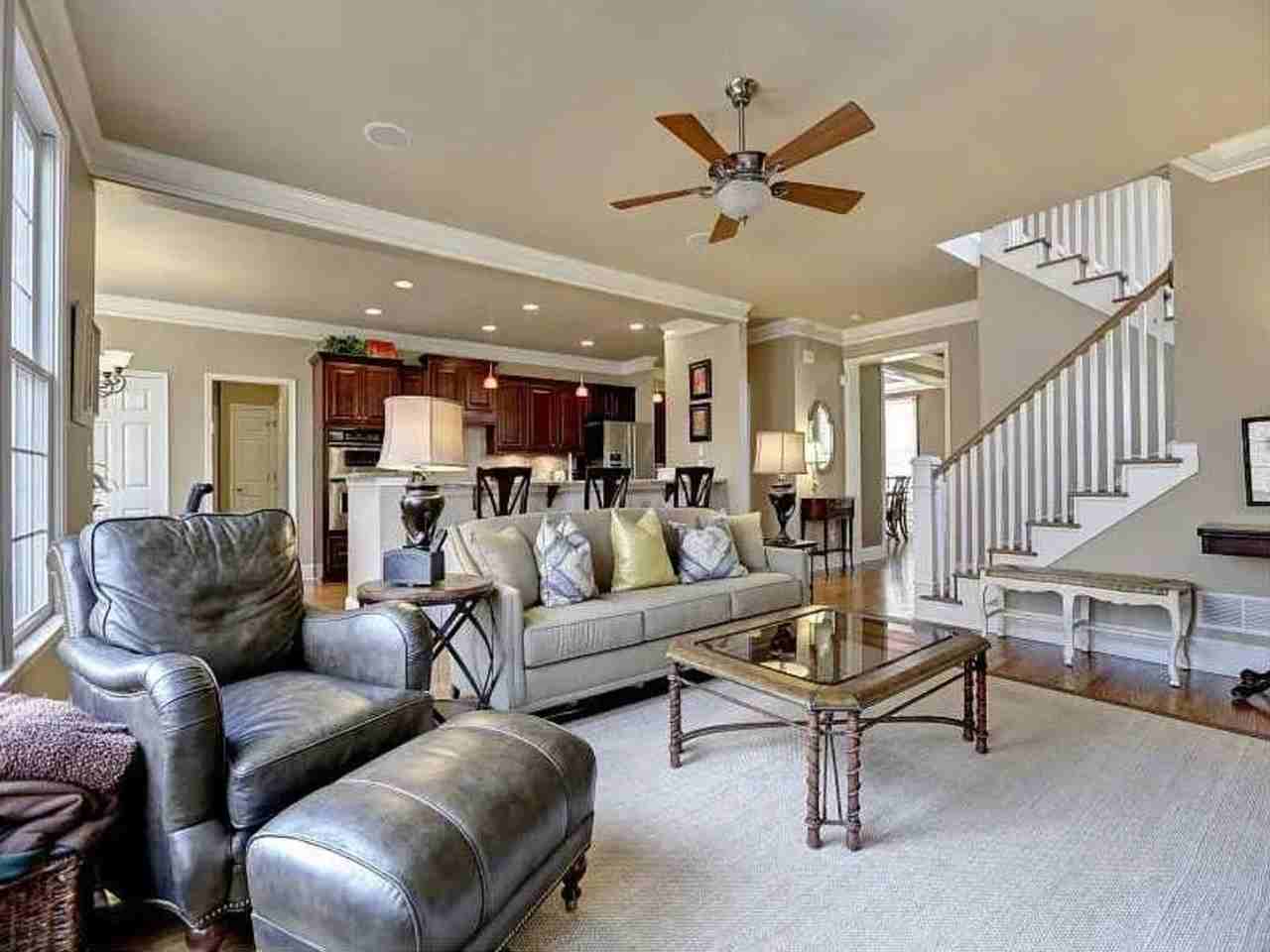6253 Providence Club Dr - Photo 2 of 6