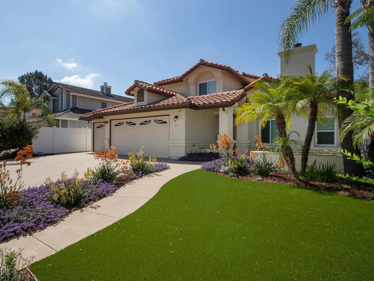 5232 Mandarin Dr - Photo 3 of 49