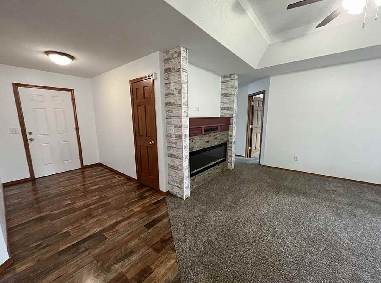 5480 S Aaron Ave - Photo 2 of 18